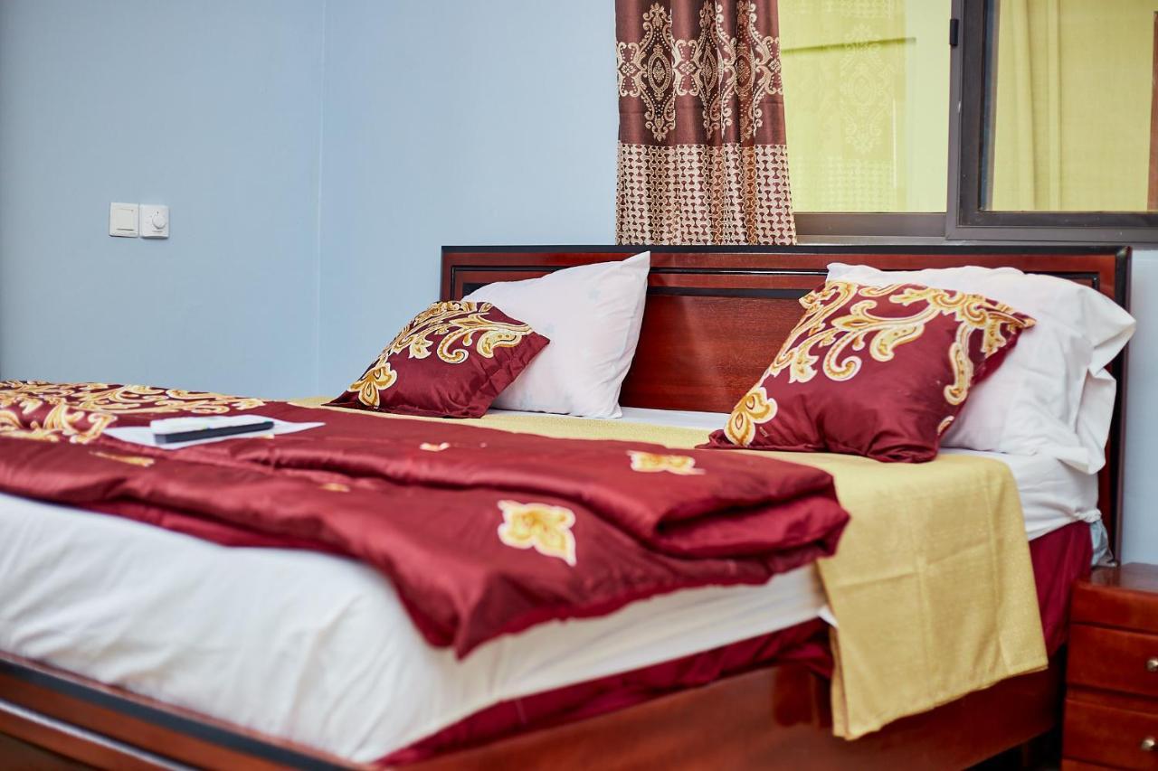 Indigo Cottage And Apartment Kumasi Bagian luar foto