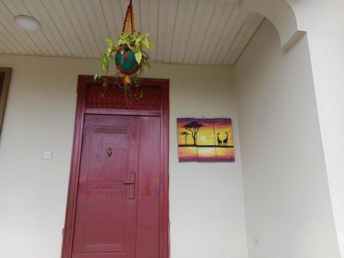 Indigo Cottage And Apartment Kumasi Bagian luar foto