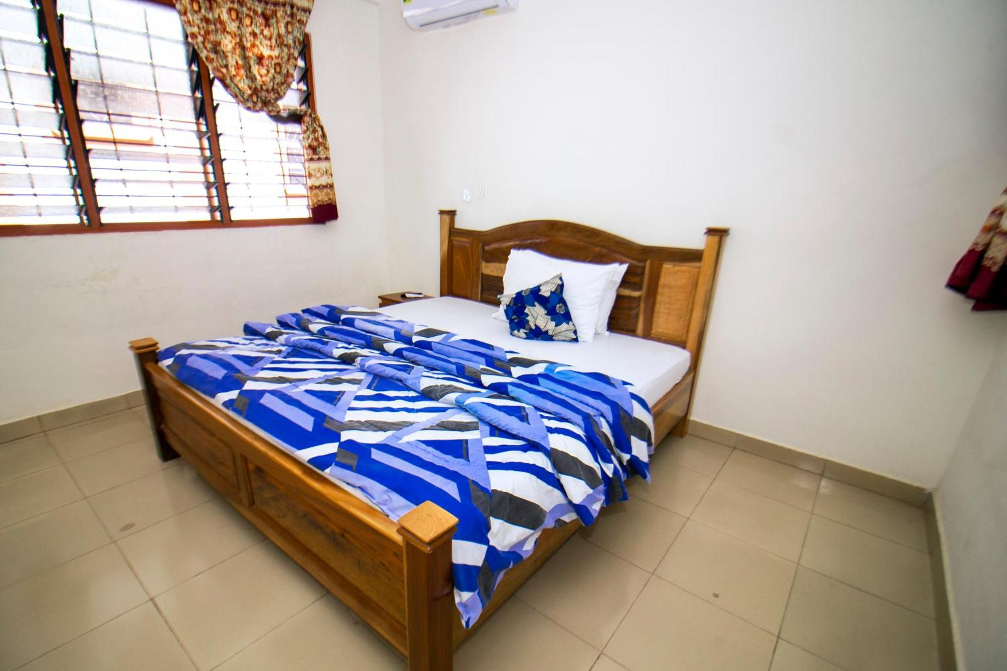 Indigo Cottage And Apartment Kumasi Bagian luar foto